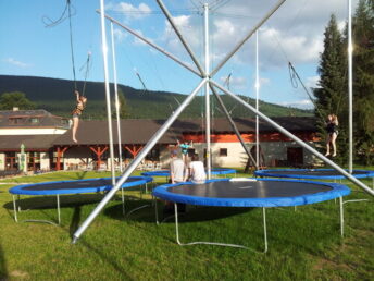 Bungee Trampolína Skiland Ostružná